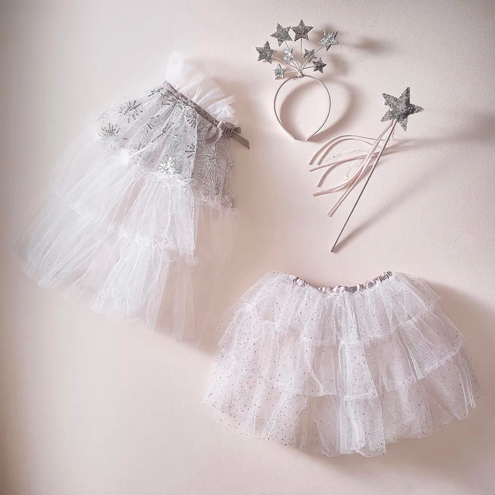 Cape de princesse en tulle blanc et argent