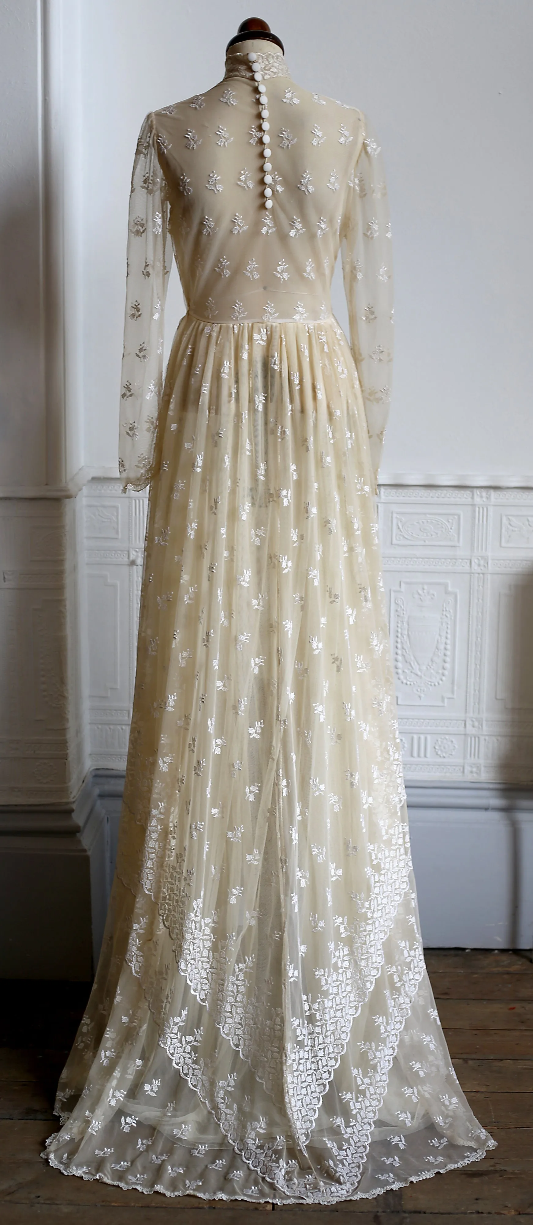 Vintage 1970s Edwardian Style Cream Lace Wedding Dress