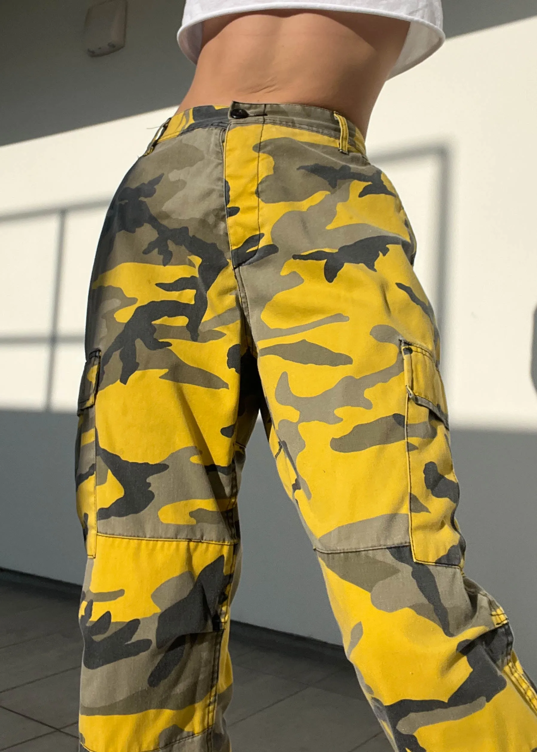 Yellow Camo Cargo Pants (M)